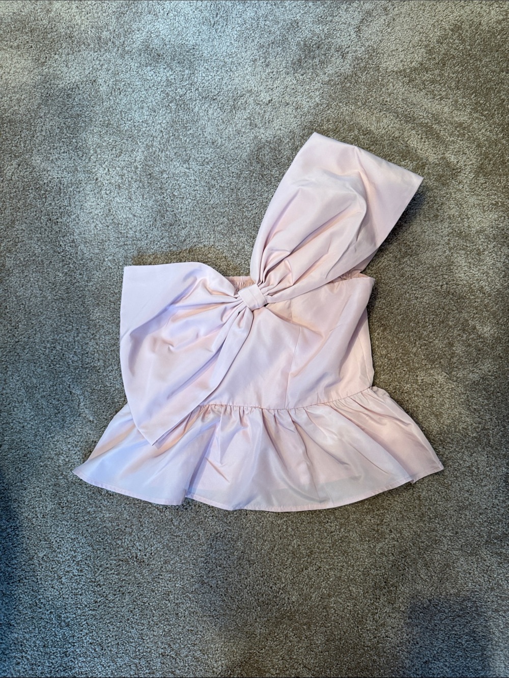 Express Light Pink One-Shoulder Bow Peplum Top